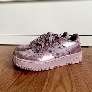 Nike Air Force Metallic Rose